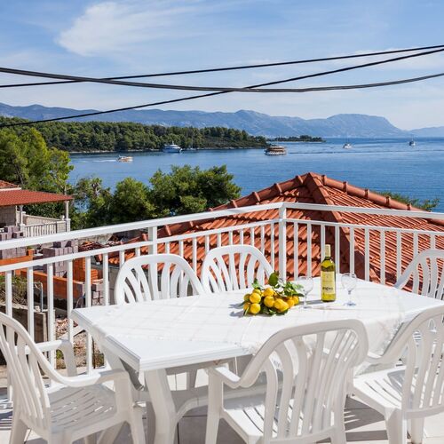 Apartments Dado Lumbarda  3