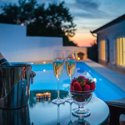 House Andre Nerezisce