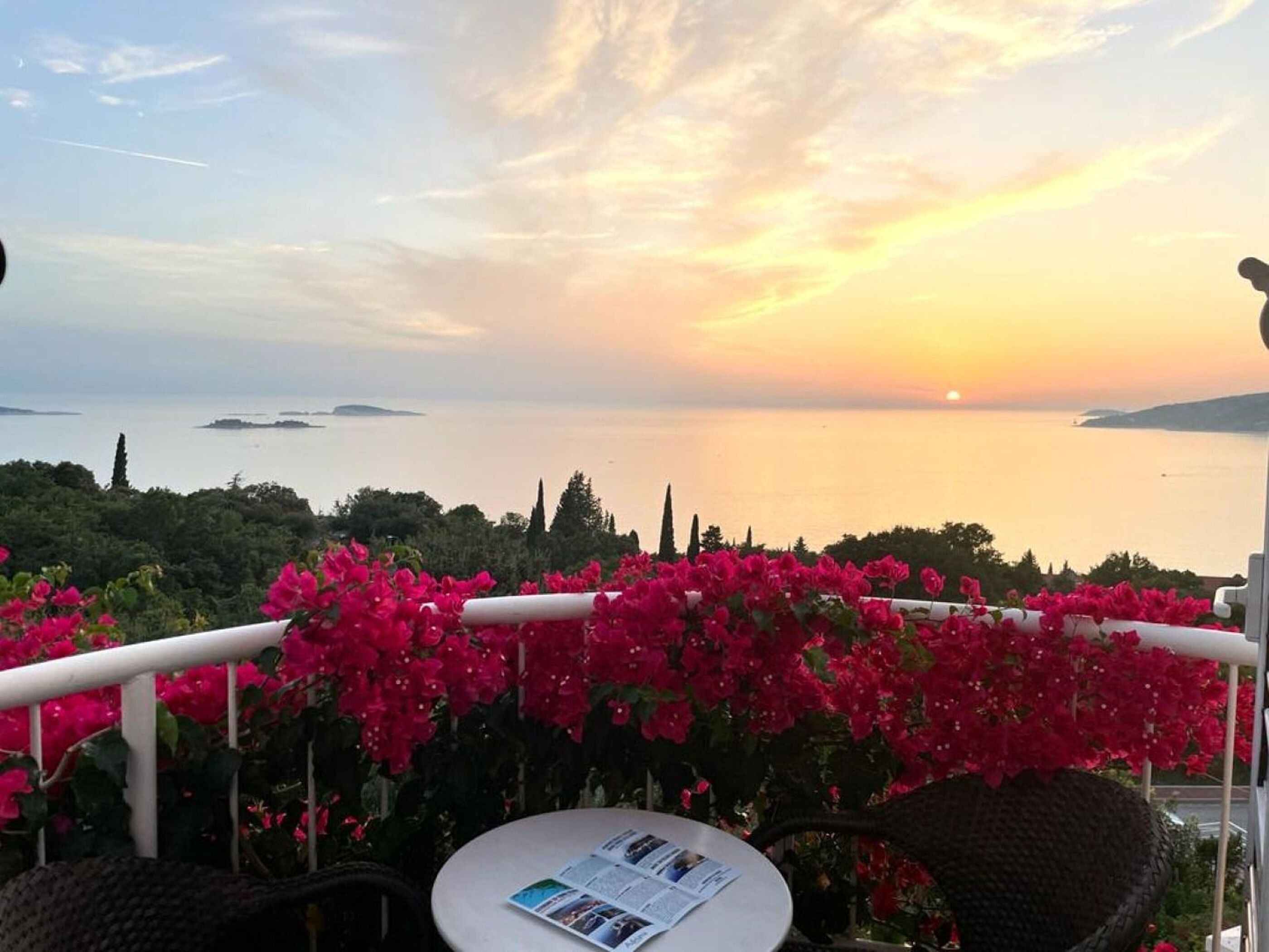 Apartments and Rooms Villa Bouganvillea Mlini