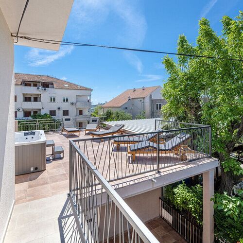 House Seaside Magnolias Pirovac