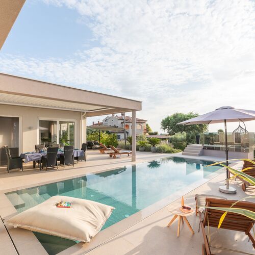 Villa Serena s prekrasnim vrtom Porec  2