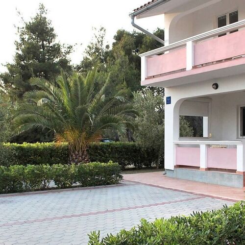 Apartments VINK Vir  4