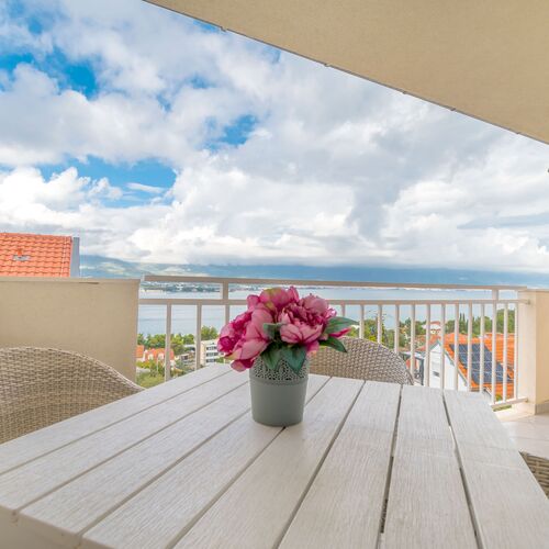 Apartment The View Arbanija