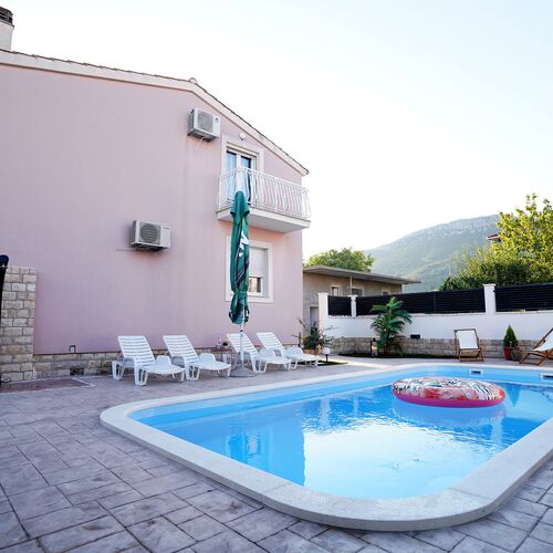 House TaGo Kastel Luksic  2