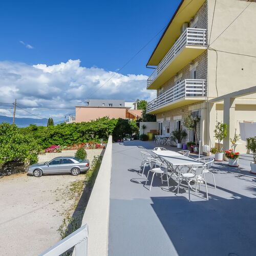 Apartments Skender Arbanija  3