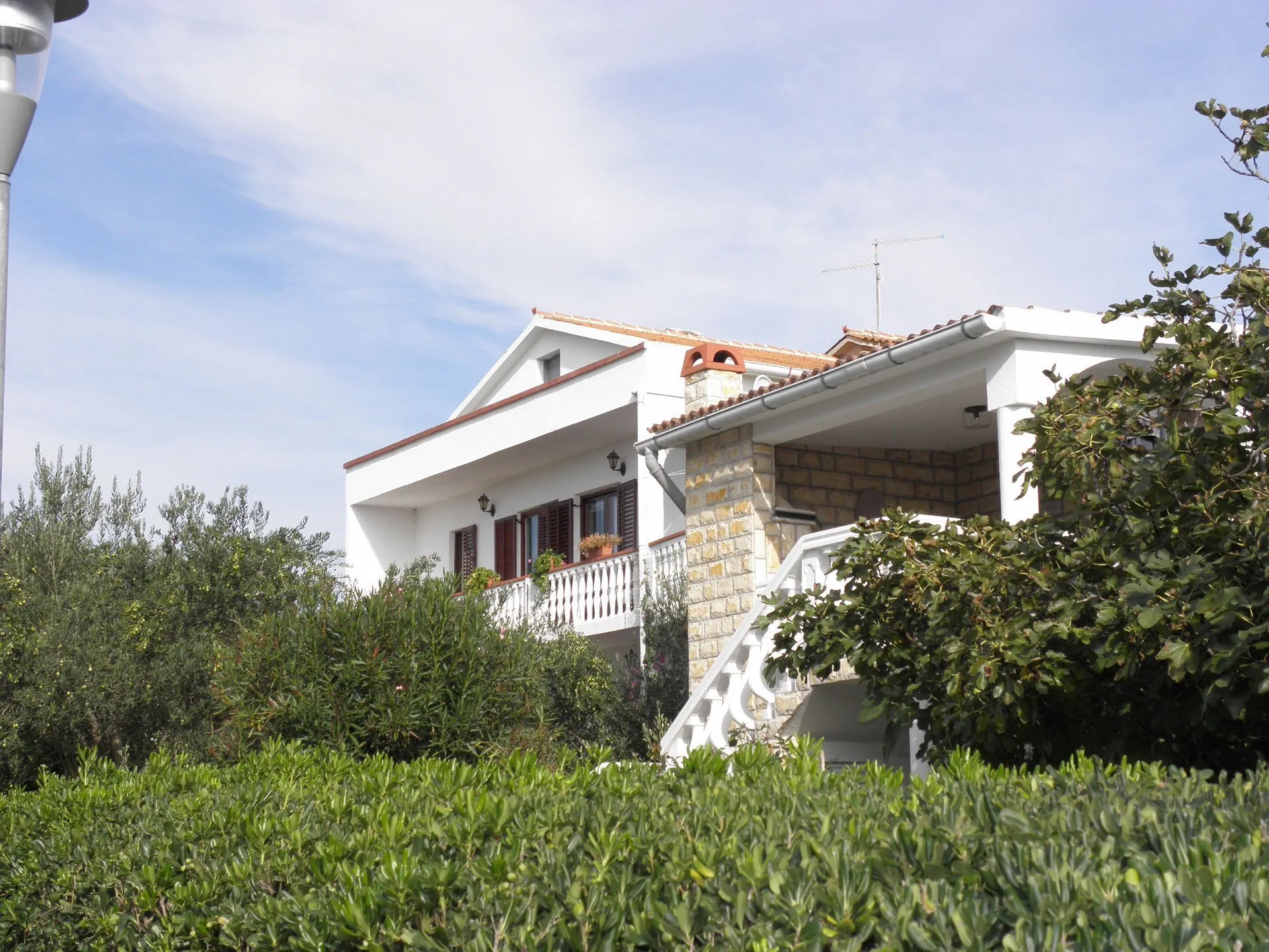 Apartments Pere Povljana