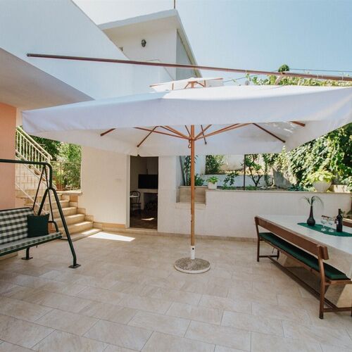 Apartments Dome Arbanija  2