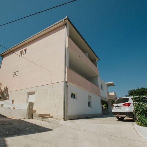 Apartments Dome Arbanija