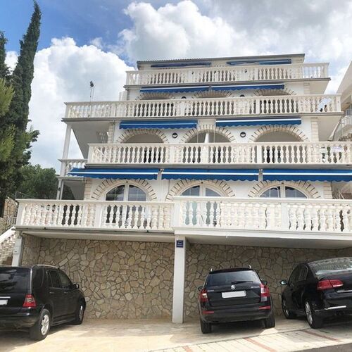 Apartments Josip Drage II