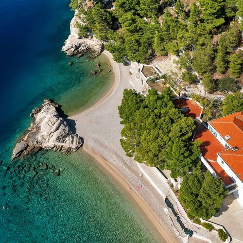 Apartments Anka Brela