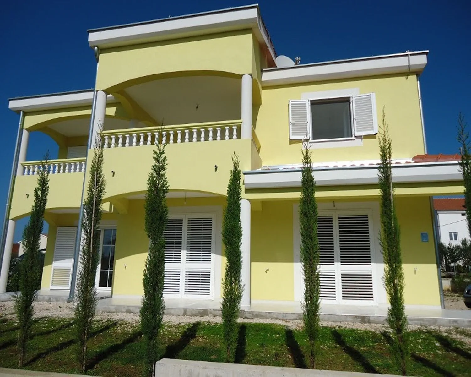 Apartments Mirjana Pakostane