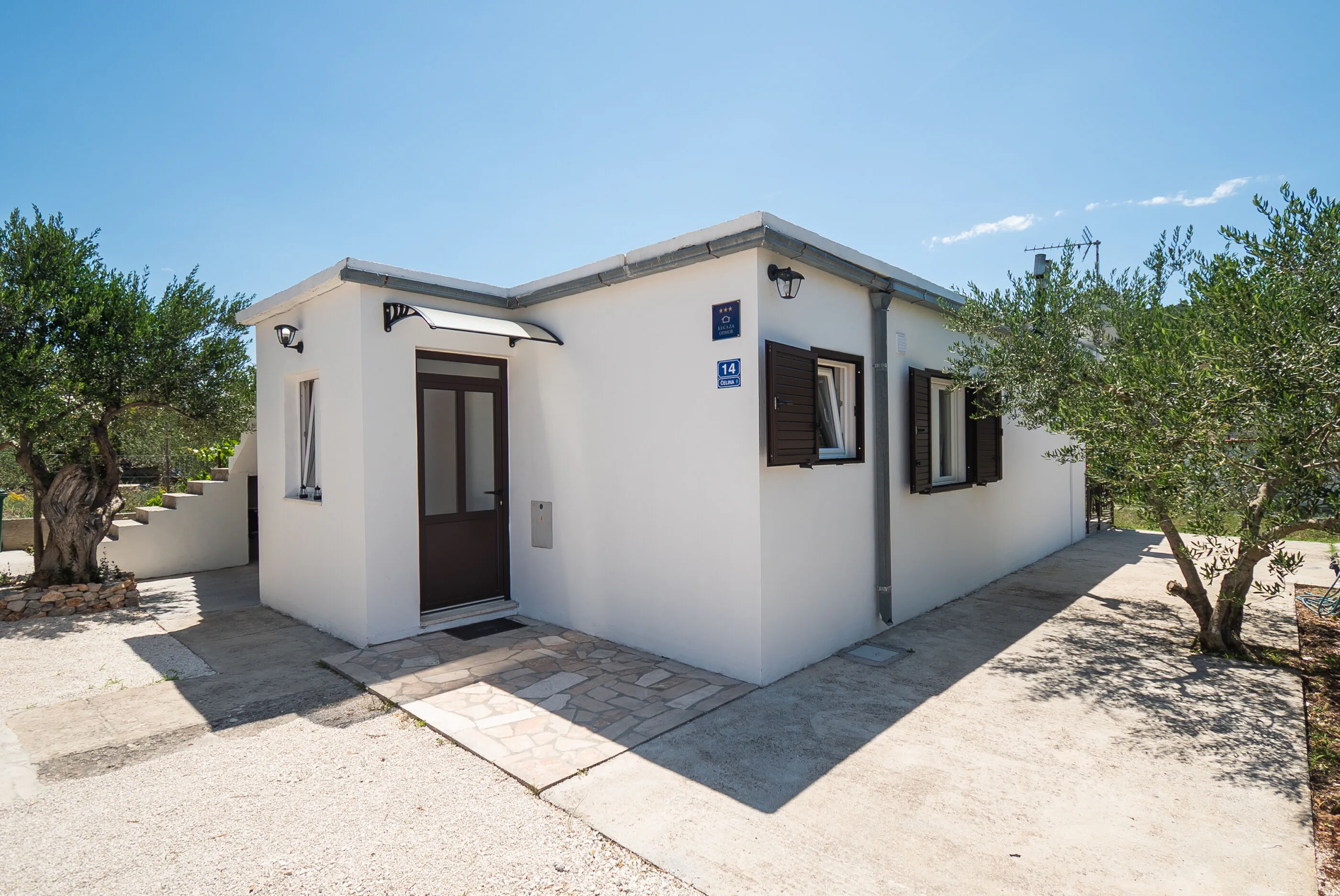 House Mirna Rogoznica