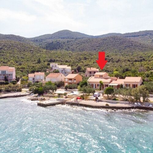 Apartments Željko Račišće