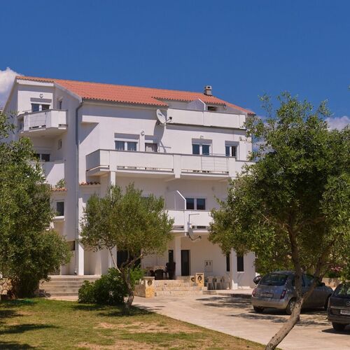 Apartments Boris Novalja  4