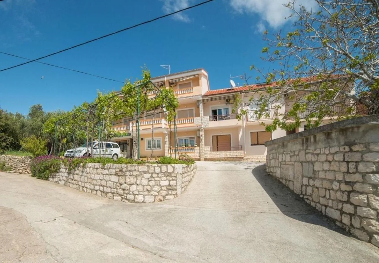 Apartments Dušan Banjol II