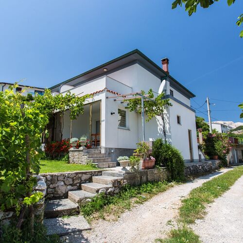 Apartment Seršić Baska  4