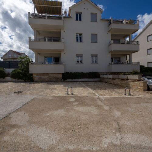 Apartment Louis Supetar  3