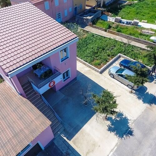 Apartments Zvone1 Veli Rat  4