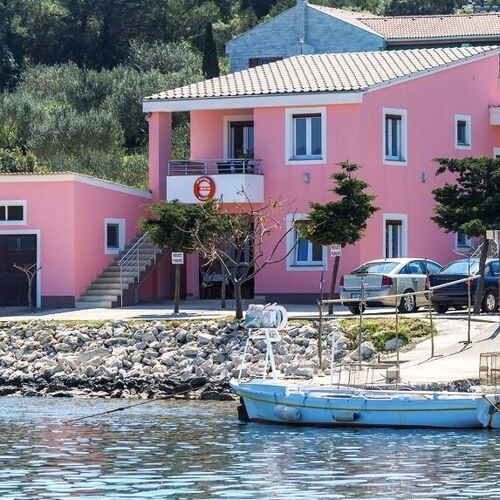 Apartments Zvone1 Veli Rat  2
