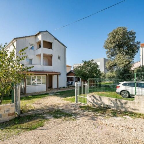 Apartments Tanja Pakostane