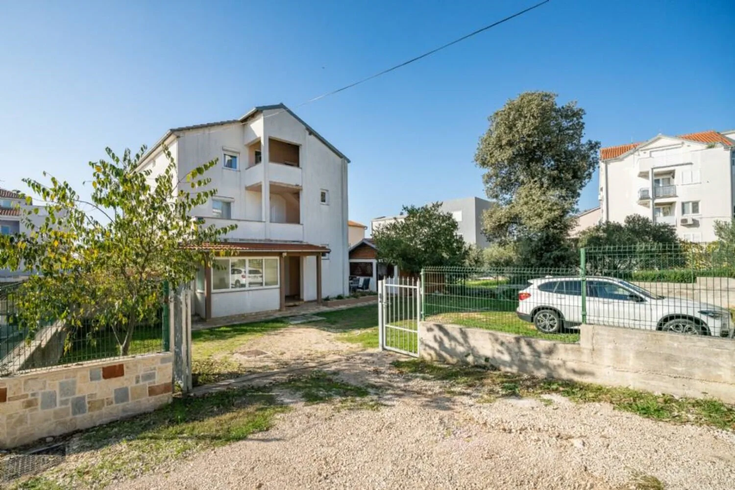 Apartments Tanja Pakostane