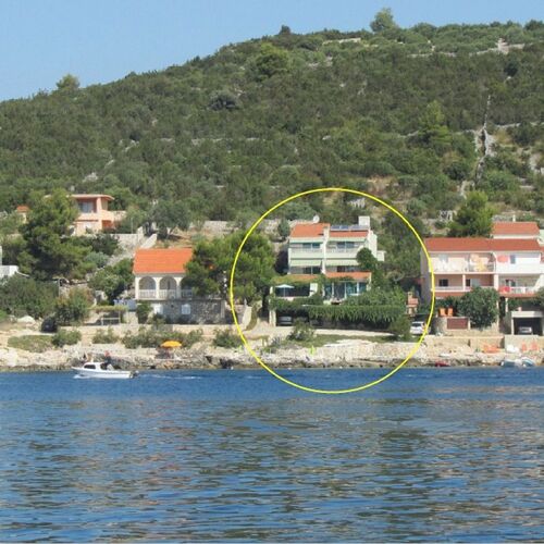 Apartments Tonka Vinisce