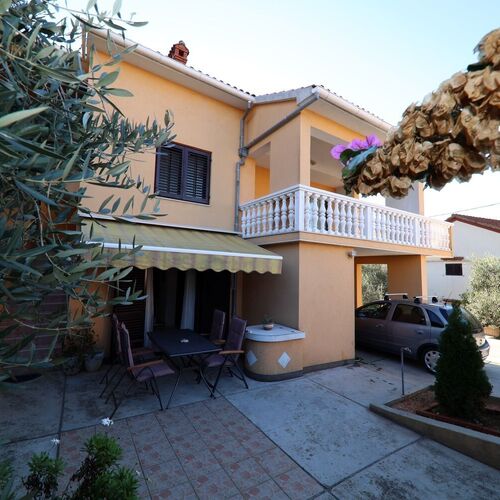 Apartment Gašpe Sutomiscica  4