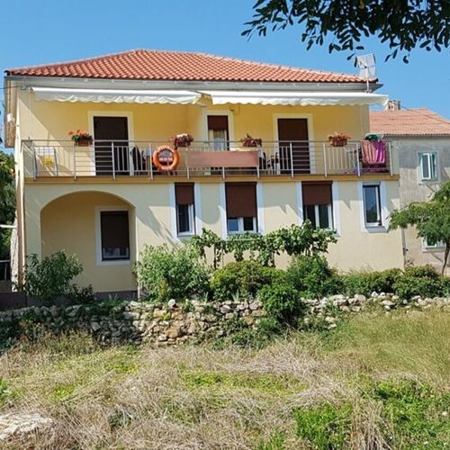 Apartment Zvone Veli Rat  2
