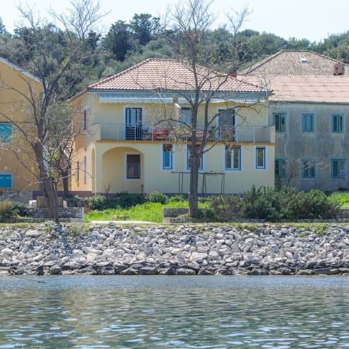 Apartment Zvone Veli Rat  4