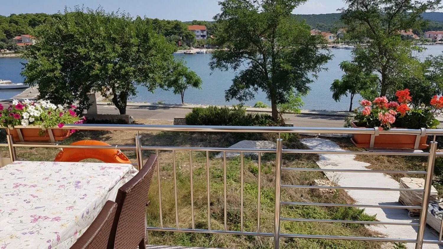 Apartment Zvone Veli Rat