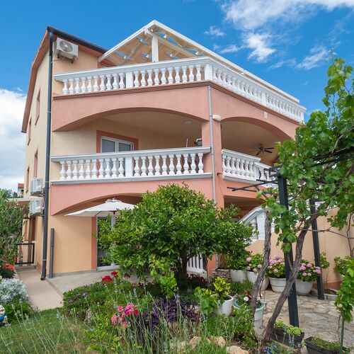 Apartments Jak Vodice