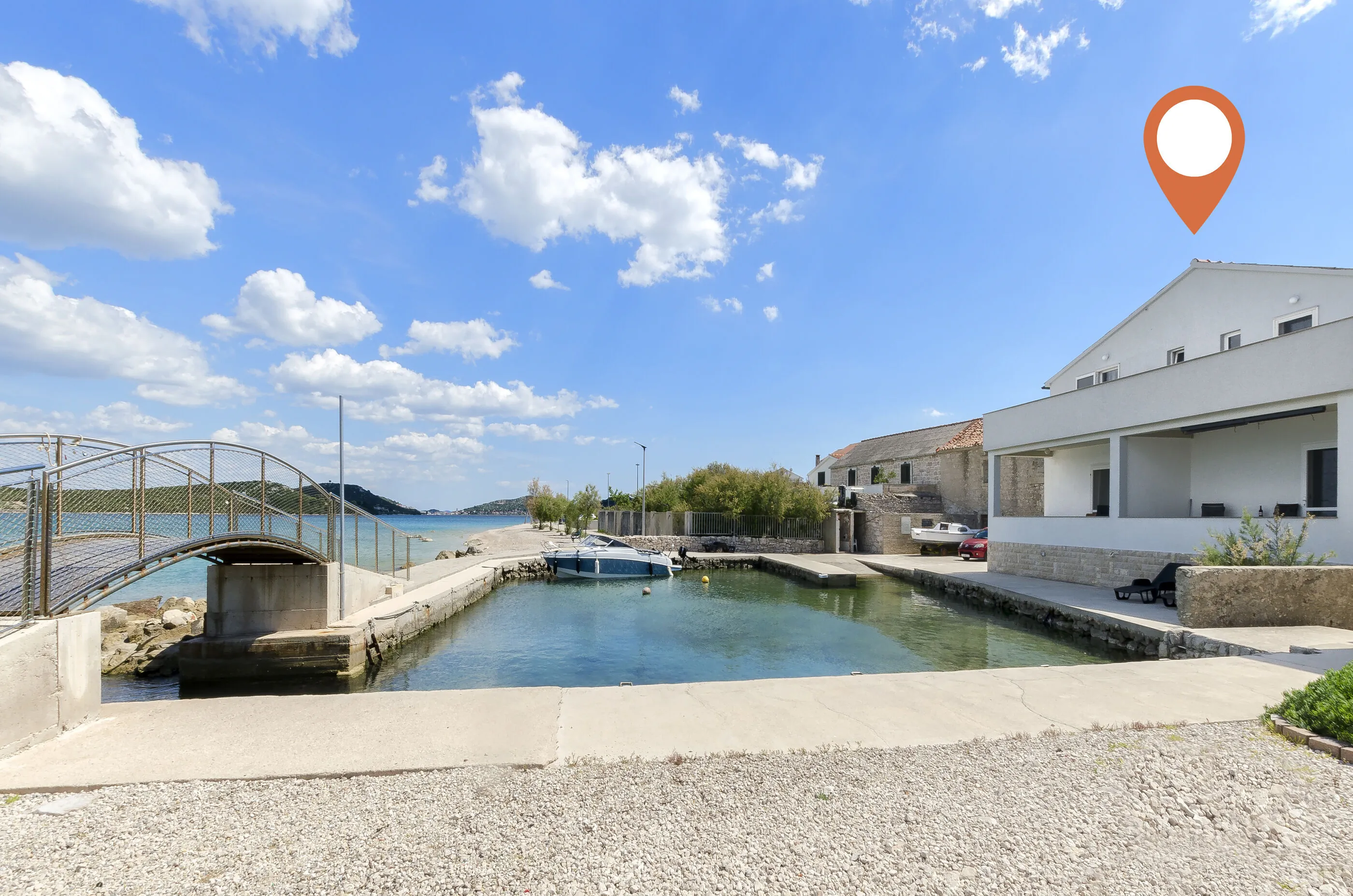 Apartment Denko by the sea Betina