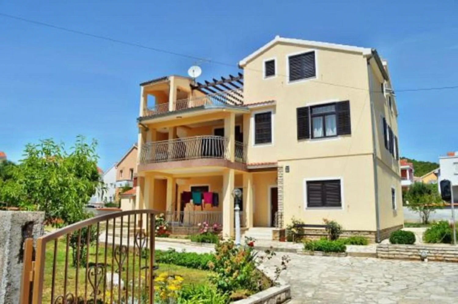 Apartment Ivica Tribunj