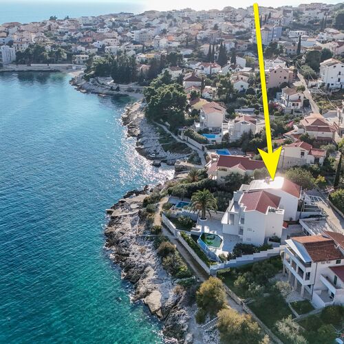 House Sea front Okrug Gornji