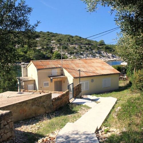 Apartments Roki Vis  4