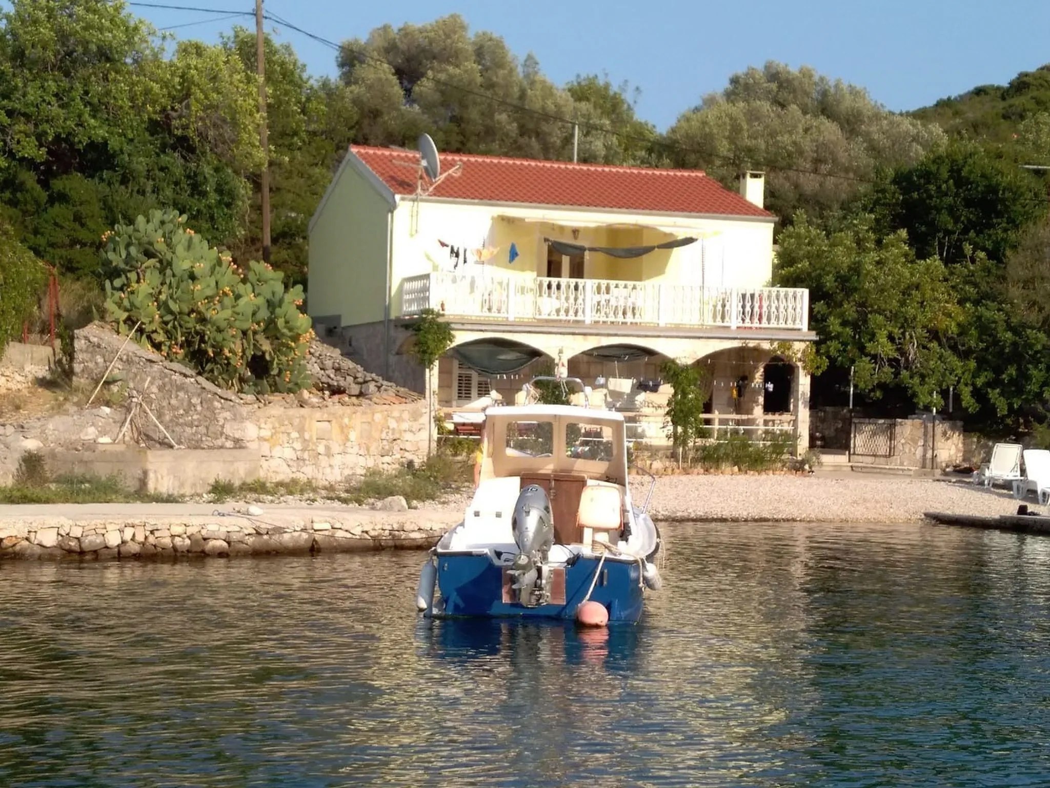 Apartments Roki Vis