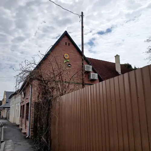 Napraforgó Apartman Miskolc 005 kép
