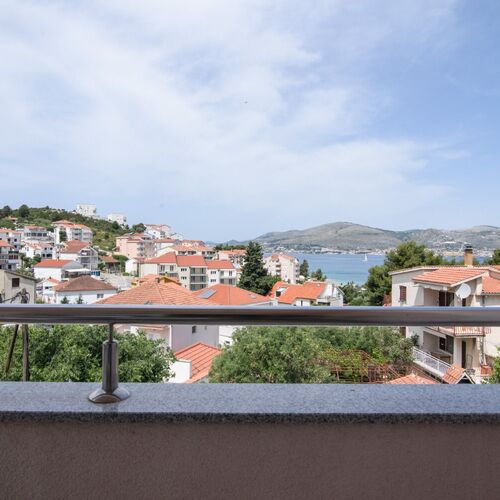 Apartment Eli Okrug Gornji  2