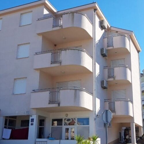 Apartment Eli Okrug Gornji  4
