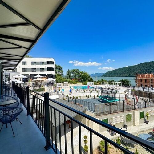 Pensiunea Partizan Resort Eșelnița