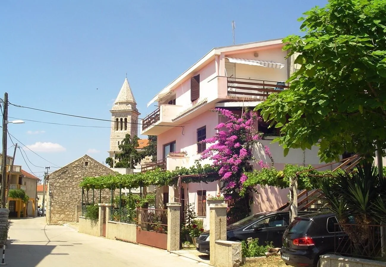 Apartments Nebo Pakostane