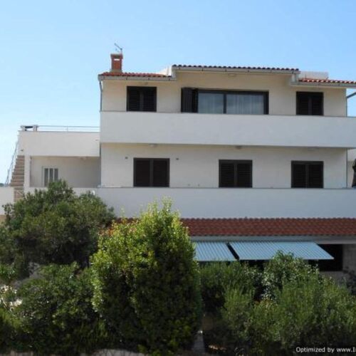 Apartments Nadica Kanica