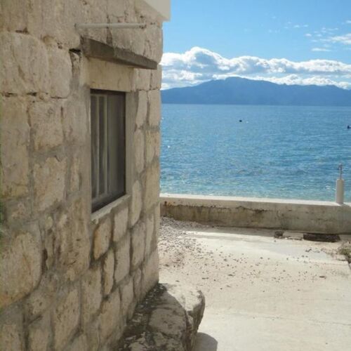 Apartments Sea View Brist  3