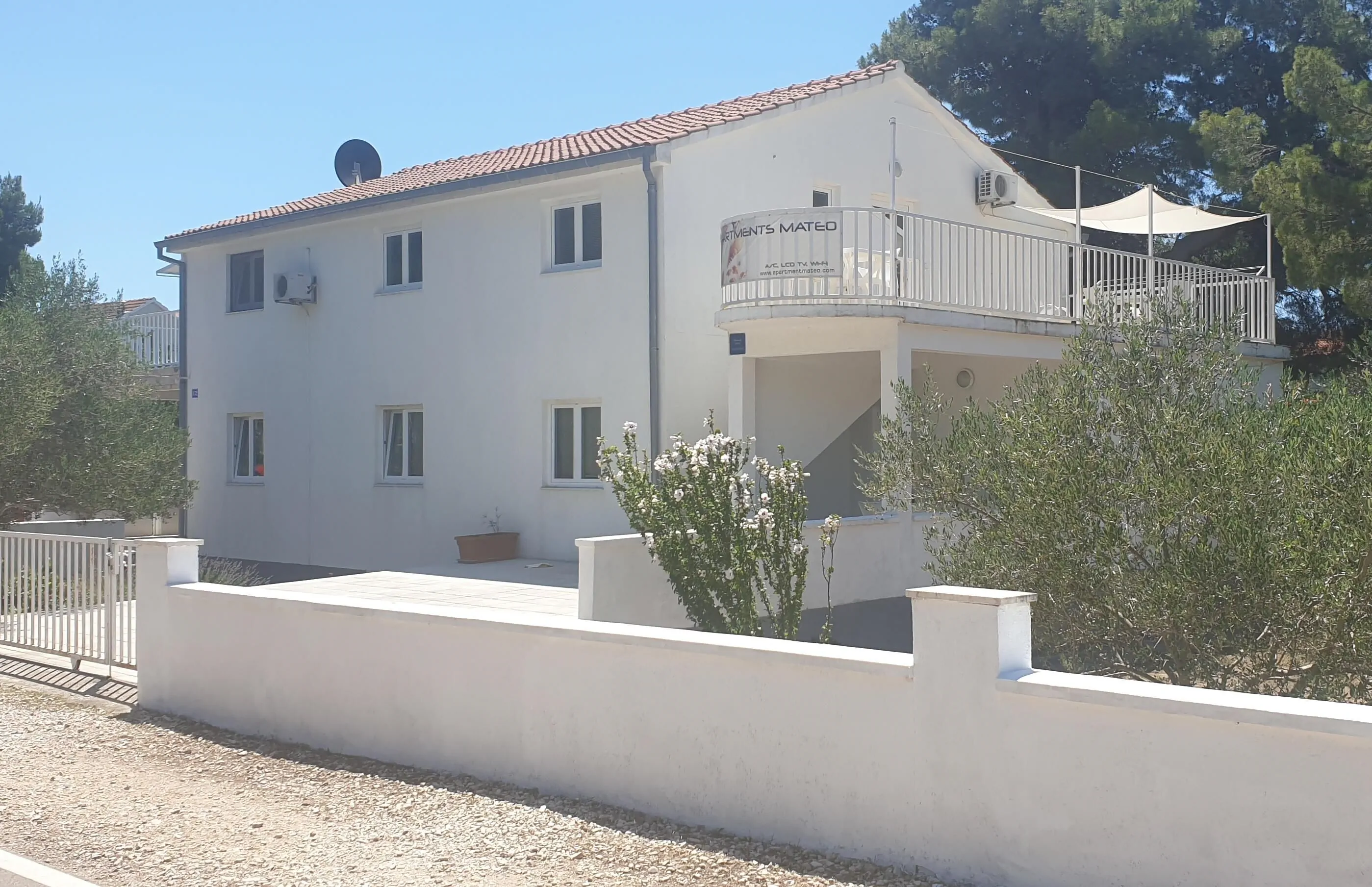 Apartments Teo Srima