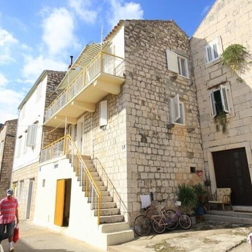 Apartments Mat Vis  4