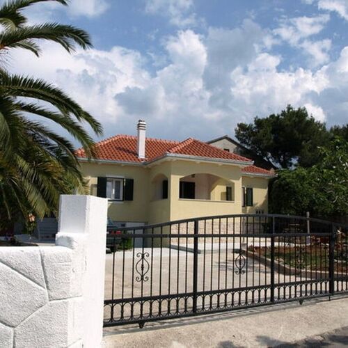 Apartment Marina Supetar