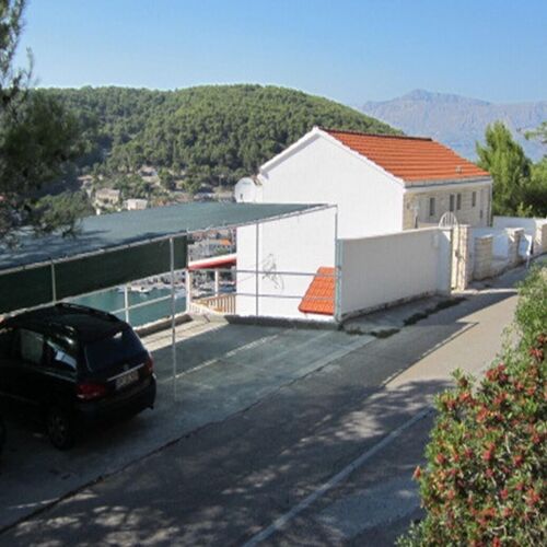 Apartments Mira Pucisca  4