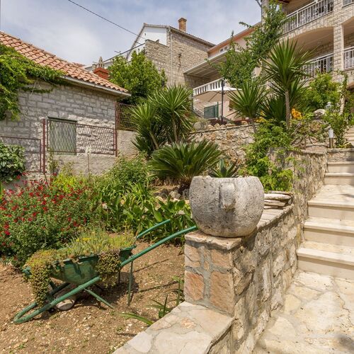 Apartments Matea Bol  3