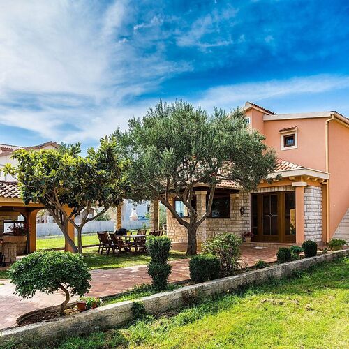 Apartments Vesna Bibinje