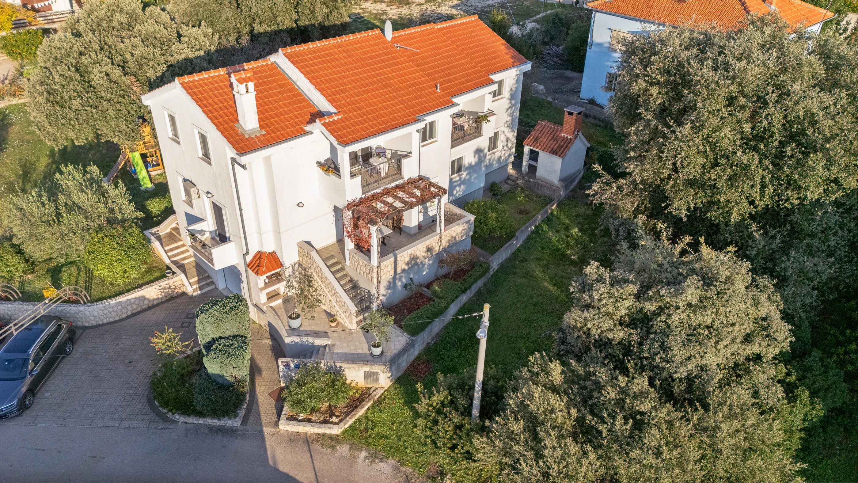 Apartments Mari Petrcane
